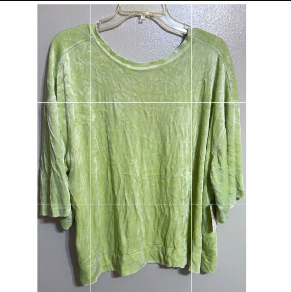 Free people 🎄nice soft blouse